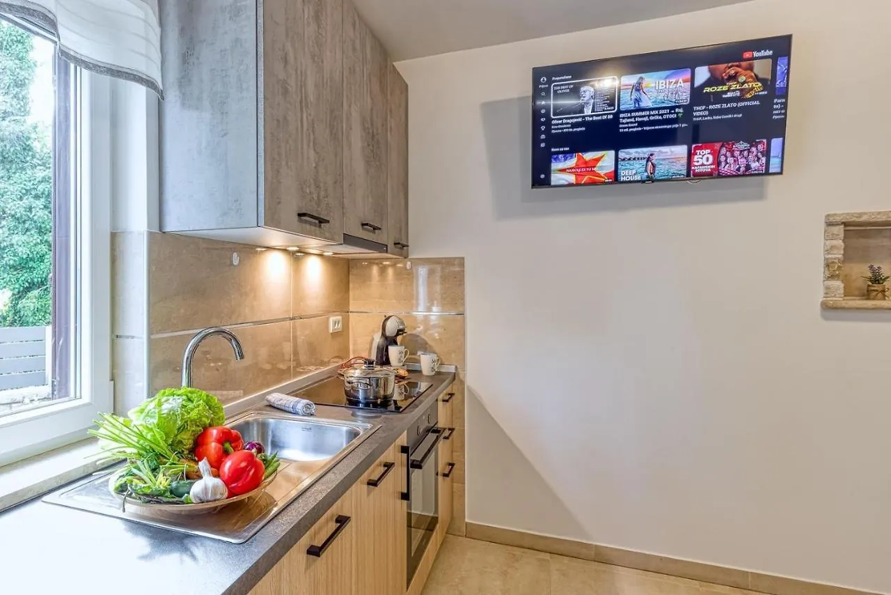 Casa Martina With Whirlpool Villa Barban Holiday home